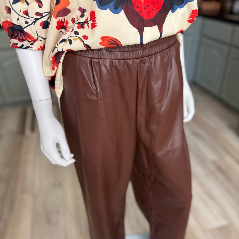 NWOT PU Leather Pants Brown Women's Size Large SUPER SOFT! - Picture 4 of 16